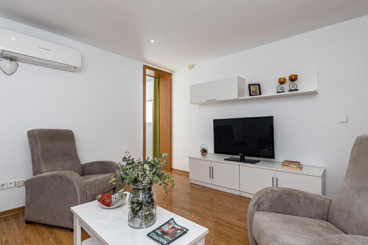 Waou Apartamentos En Sol Confort 2 Madrid Eksteriør billede